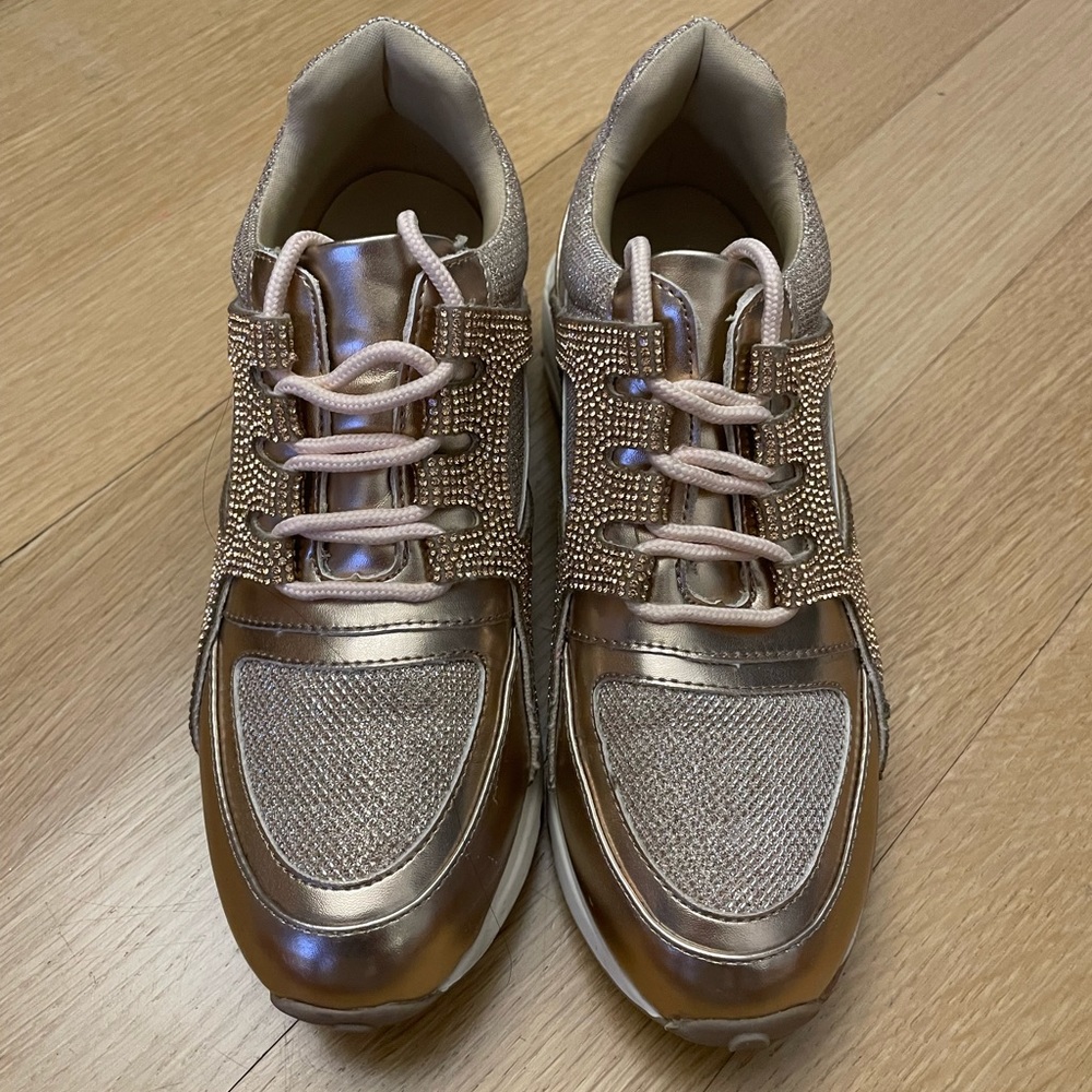 Steve Madden Rose Gold Barra-R Sneakers View 2